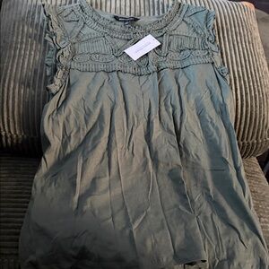 Banana Republic Ruffled Sleeveless Top in Olive